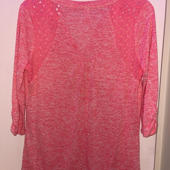 Top - Picture 2 of 2